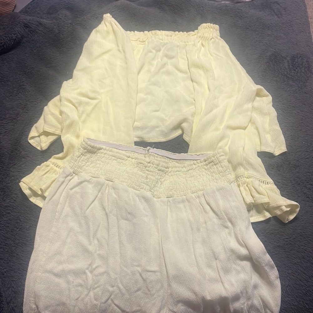 Body glove set, top and pants.